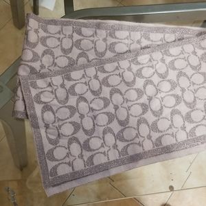 Coach signature scarf glittery